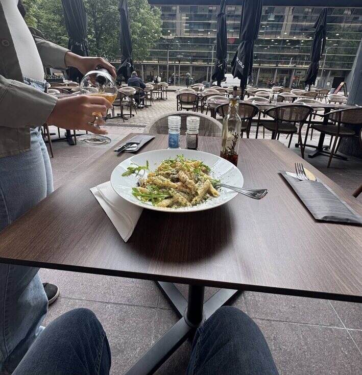 Hop & Go terrace